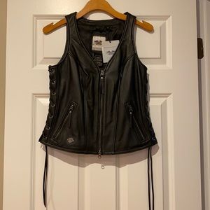 H-D Women’s Avenue Leather Vest